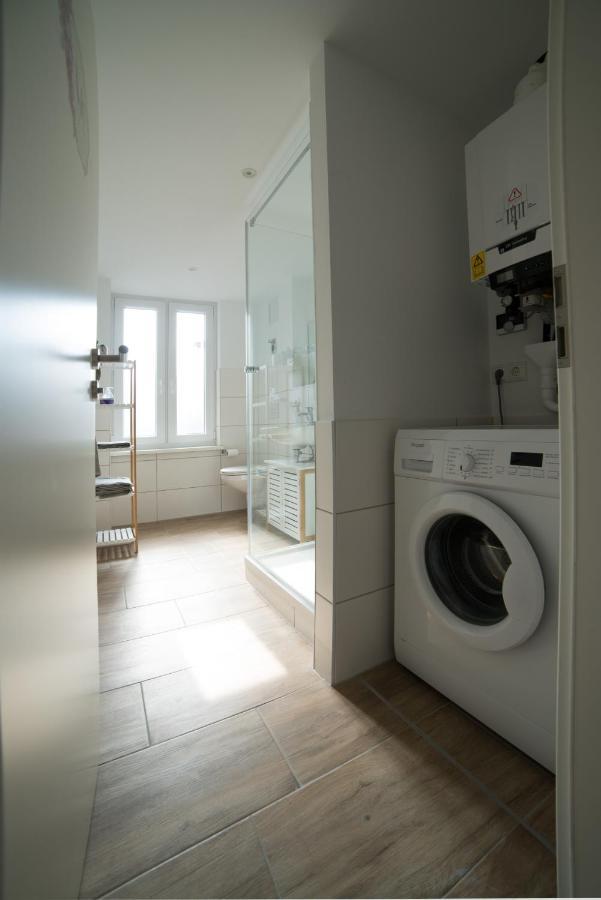 Schoene Ferienwohnung 54 M², Zentrumsnah, Kingbett Erfurt Eksteriør billede