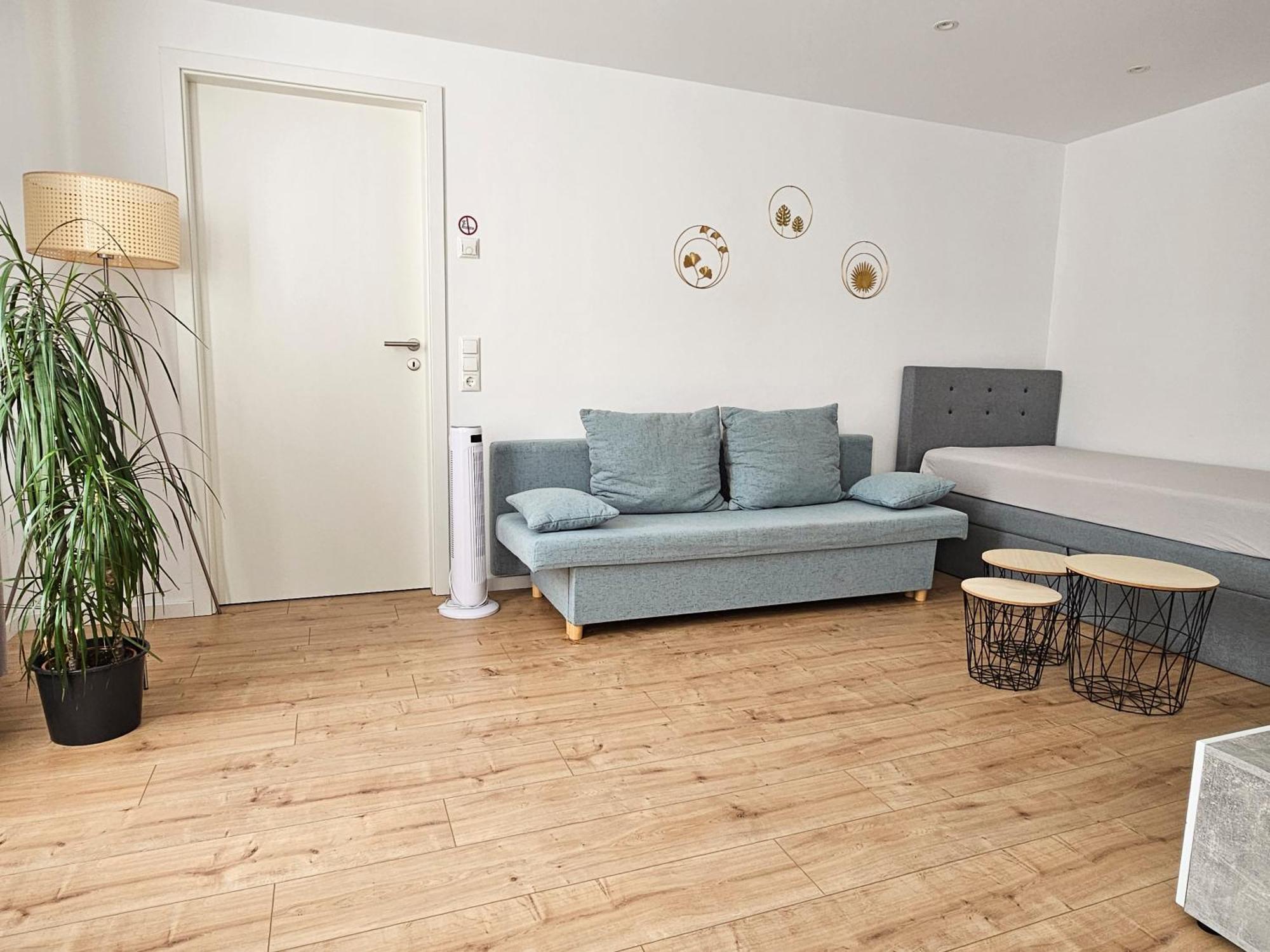 Schoene Ferienwohnung 54 M², Zentrumsnah, Kingbett Erfurt Eksteriør billede
